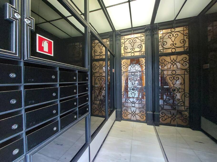 Dream On - Clerigos Tower Apartment Porto Exterior foto